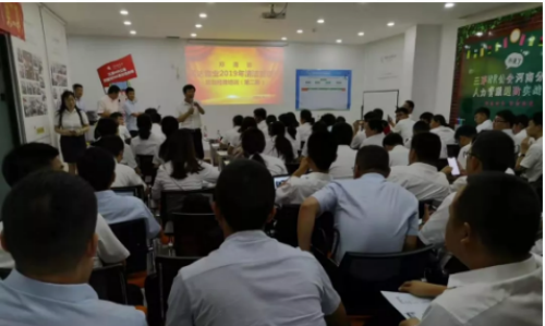 鄭州華巖清洗養(yǎng)護(hù)技術(shù)有限公司